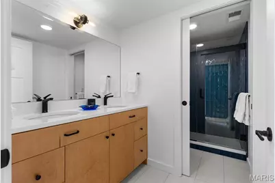 4738 McPherson Avenue #201, Saint Louis, MO 63108 - Photo 16