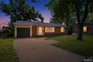 102 Florwood Ct, Saint Louis, MO 63135 - Photo 4