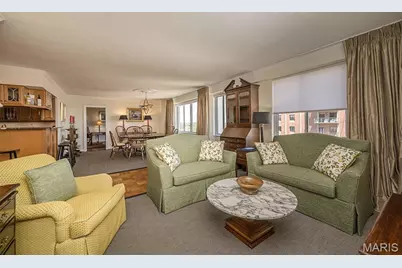 900 S Hanley Road #11D, Saint Louis, MO 63105 - Photo 10