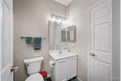2203 Hawks Landing Drive #C, Lake Saint Louis, MO 63367 - Photo 18