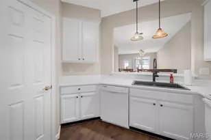 2203 Hawks Landing Dr, Lake Saint Louis, MO 63367 - Photo 14