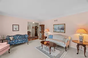 825 Crosswood Ct, Saint Louis, MO 63129 - Photo 10
