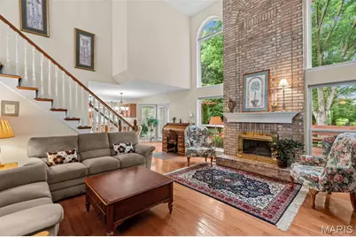 825 Crosswood Court, Saint Louis, MO 63129 - Photo 18