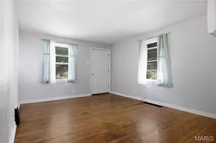 6539 Etzel Ave, University City, MO 63130 - Photo 2