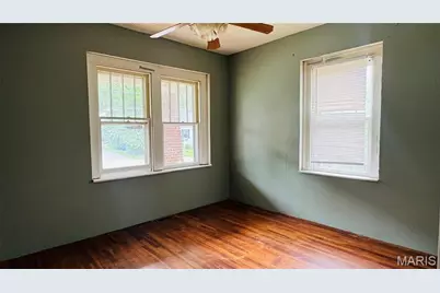 1625 Gallaher Avenue, Saint Charles, MO 63301 - Photo 12