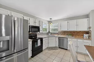 2 Cotillion Ct, O'Fallon, MO 63368 - Photo 12