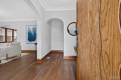 5410 Tholozan Avenue, Saint Louis, MO 63109 - Photo 2
