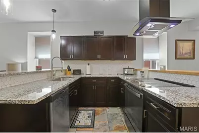 3637 S Compton Avenue, Saint Louis, MO 63118 - Photo 8