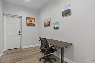 3637 S Compton Avenue, Saint Louis, MO 63118 - Photo 12