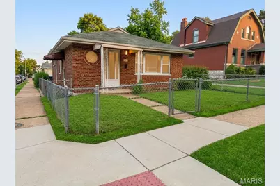 4050 Bates Street, Saint Louis, MO 63116 - Photo 1