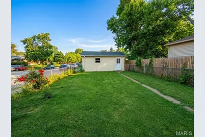 4050 Bates Street, Saint Louis, MO 63116 - Photo 6