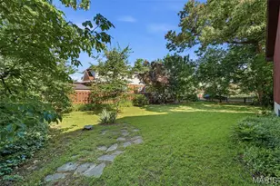 8514 Henrietta Ave, Brentwood, MO 63144 - Photo 32