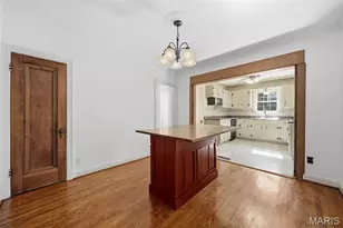 8514 Henrietta Ave, Brentwood, MO 63144 - Photo 10