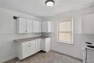 8934 Kathlyn Dr, Saint Louis, MO 63134 - Photo 16