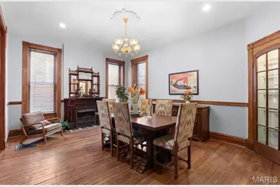 2346 Albion Place, Saint Louis, MO 63104 - Photo 8