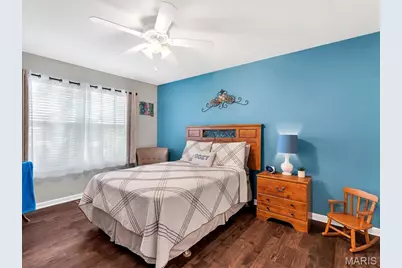 10237 Carlton Place Court, Saint Louis, MO 63123 - Photo 16