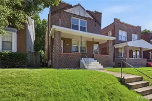 3226 Arsenal St, Saint Louis, MO 63118 - Photo 2