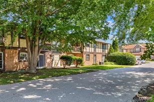 647 Rosetta Dr, Florissant, MO 63031 - Photo 2