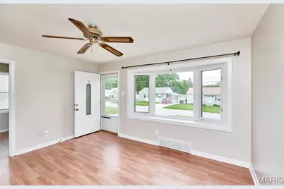 11042 Florence Avenue, Saint Louis, MO 63074 - Photo 6