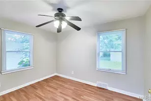 11042 Florence Ave, Saint Louis, MO 63074 - Photo 18