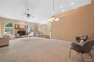 335 Revolution Dr, Saint Peters, MO 63376 - Photo 6
