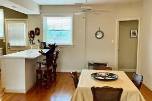 6253 Southwood Ave, Saint Louis, MO 63105 - Photo 10