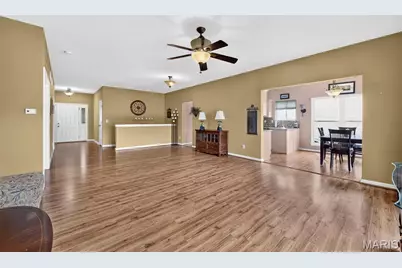 1711 Prospect Village Drive, Lake Saint Louis, MO 63367 - Photo 8