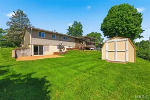 2207 Bentley Manor Dr, Fenton, MO 63026 - Photo 40