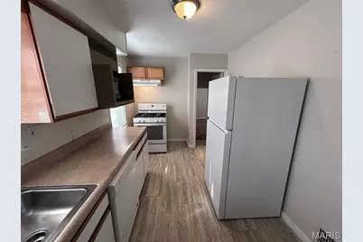 1808 Spencer Avenue, Overland, MO 63114 - Photo 6