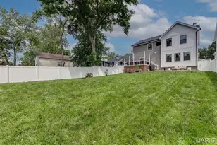144 E Rose Hill Ave, Kirkwood, MO 63122 - Photo 2