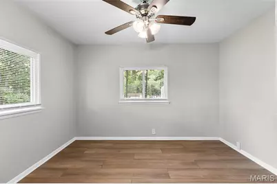 7743 Monroe Drive, Hanley Hills, MO 63133 - Photo 20