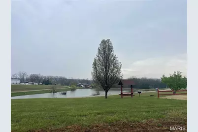 9305 Beach Drive, French Village, MO 63036 - Photo 10