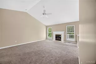 4181 Stonecroft Dr, Saint Charles, MO 63304 - Photo 6
