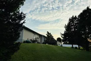 411 Ridgecrest Dr, Shelbyville, MO 65565 - Photo 8