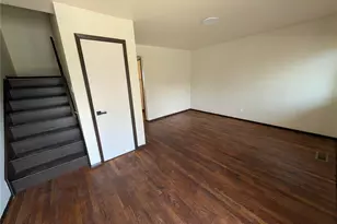 2239 University St, Saint Louis, MO 63107 - Photo 2