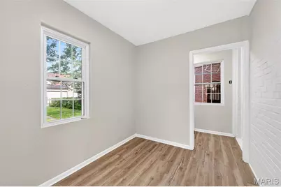 4651 Tennessee Avenue, Saint Louis, MO 63111 - Photo 12