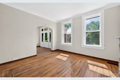 4651 Tennessee Avenue, Saint Louis, MO 63111 - Photo 8