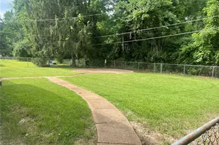 59 S Floridale Dr, Saint Louis, MO 63135 - Photo 30