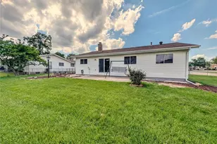 7496 Sir Lords Ln, Hazelwood, MO 63042 - Photo 20