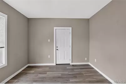 7041 Glades Avenue, Saint Louis, MO 63117 - Photo 26