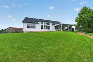 414 Gatehouse Cir, Wentzville, MO 63385 - Photo 44