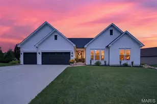 414 Gatehouse Cir, Wentzville, MO 63385 - Photo 6