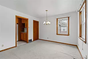 7322 Parkwood Dr, Saint Louis, MO 63116 - Photo 8