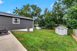 17 Debbie Dr, Saint Peters, MO 63376 - Photo 32