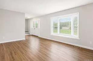 1729 Arrowpoint Dr Ct, Saint Louis, MO 63138 - Photo 4