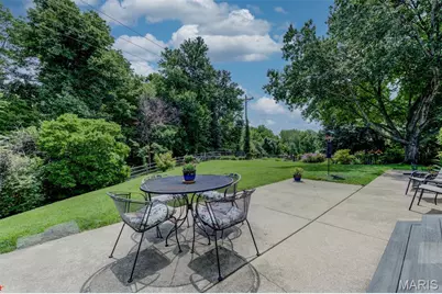 380 Huntleigh Manor Drive, Saint Charles, MO 63303 - Photo 38