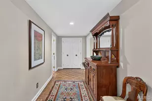 710 S Hanley Rd, Clayton, MO 63105 - Photo 6