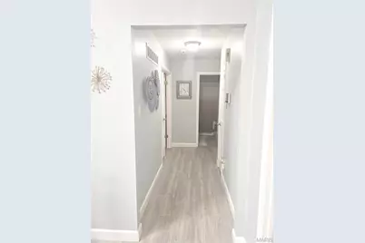 615 Foxtail Drive, Florissant, MO 63034 - Photo 10