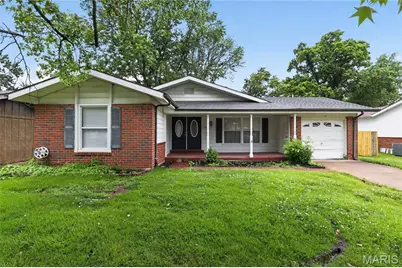 2827 Westminster Drive, Florissant, MO 63033 - Photo 2