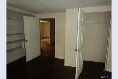 10234 Count Drive, Saint Louis, MO 63136 - Photo 6
